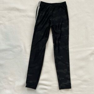 Girls Sparkly Black Camo Leggings Size 8/10